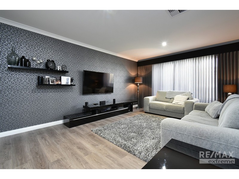 18 Kendari Road, Clarkson WA 6030