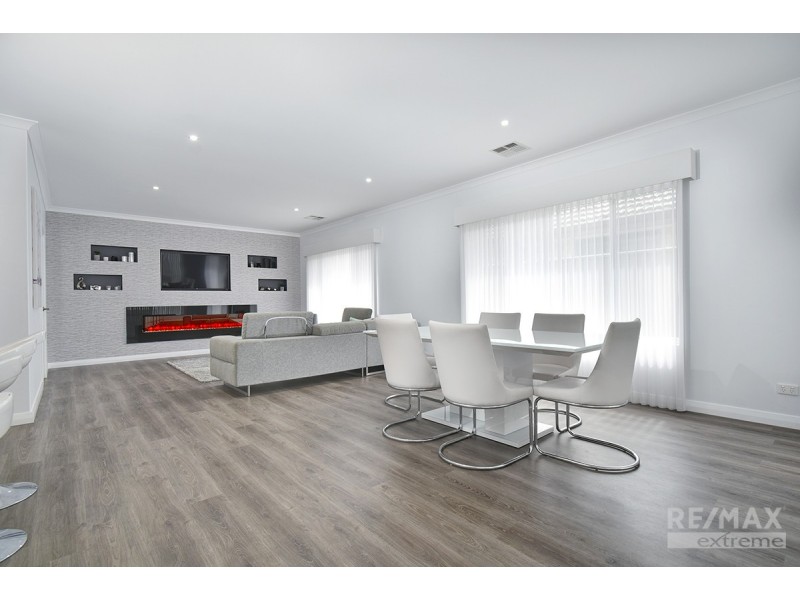 18 Kendari Road, Clarkson WA 6030