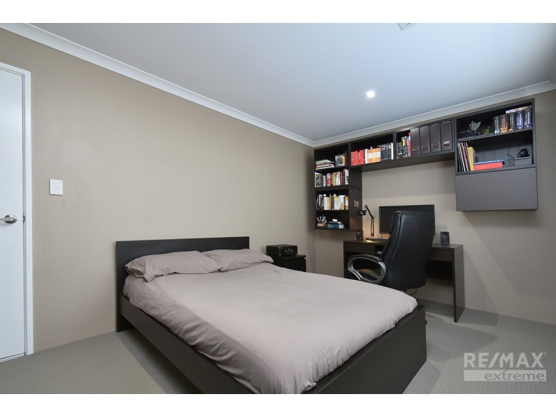 18 Kendari Road, Clarkson WA 6030