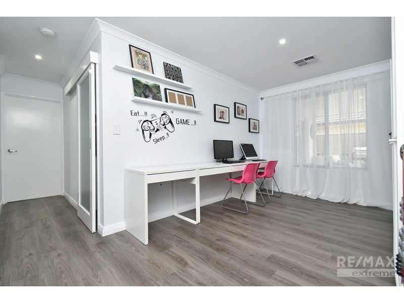 18 Kendari Road, Clarkson WA 6030