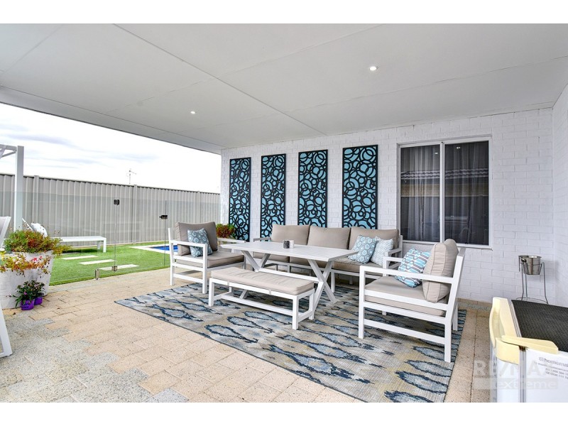 18 Kendari Road, Clarkson WA 6030