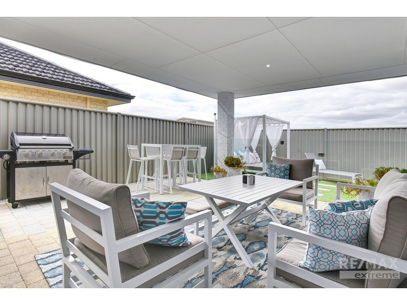 18 Kendari Road, Clarkson WA 6030