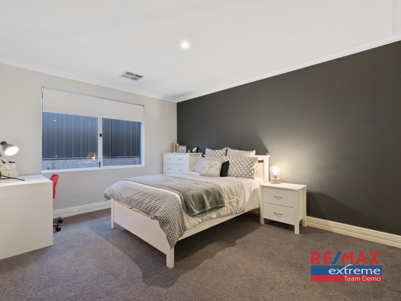 23 Redheart Road, Carramar WA 6031