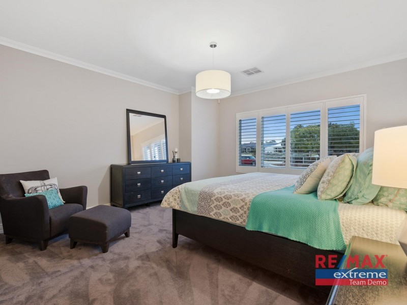 23 Redheart Road, Carramar WA 6031