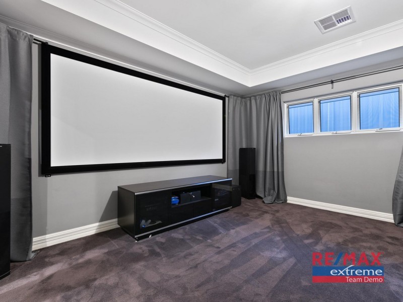 23 Redheart Road, Carramar WA 6031