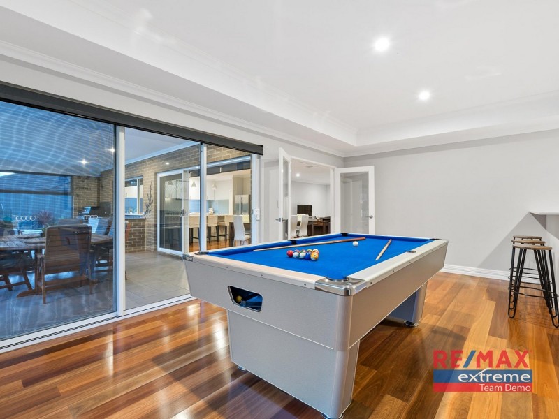 23 Redheart Road, Carramar WA 6031