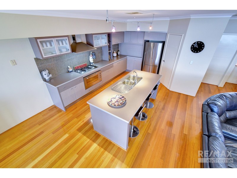 214 Ocean Drive, Quinns Rocks WA 6030