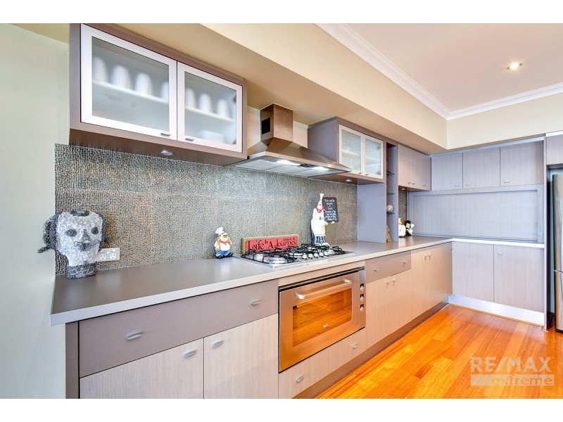 214 Ocean Drive, Quinns Rocks WA 6030