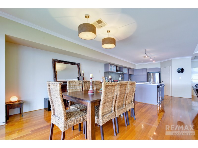 214 Ocean Drive, Quinns Rocks WA 6030