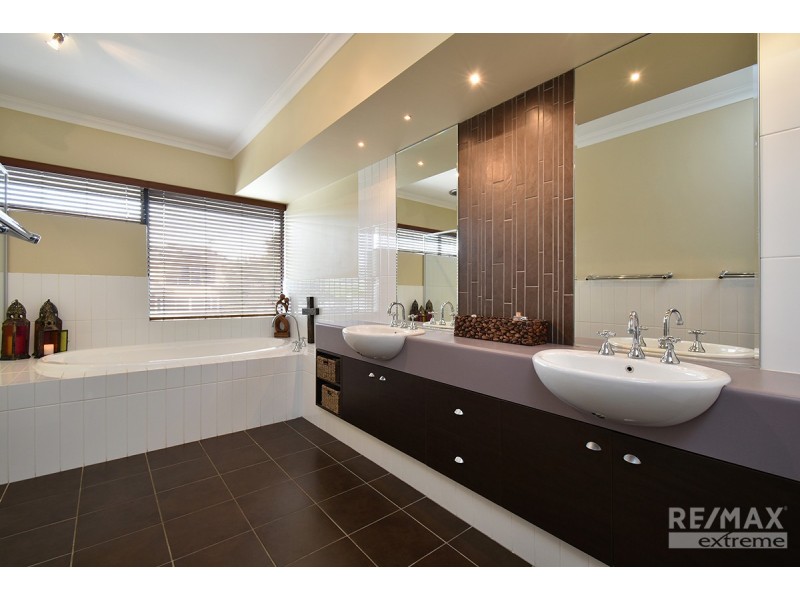 214 Ocean Drive, Quinns Rocks WA 6030