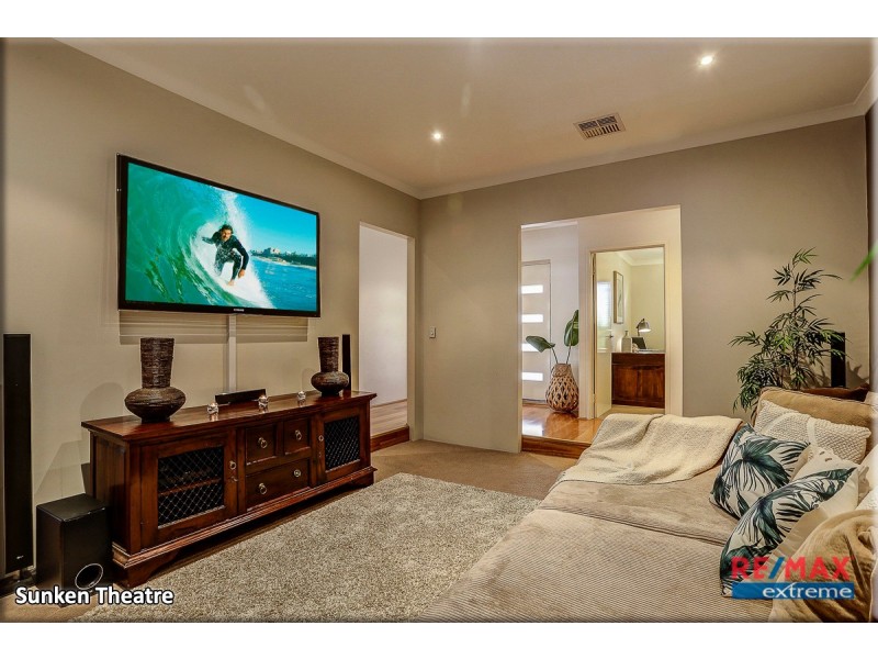 44 Barmouth Loop, Butler WA 6036
