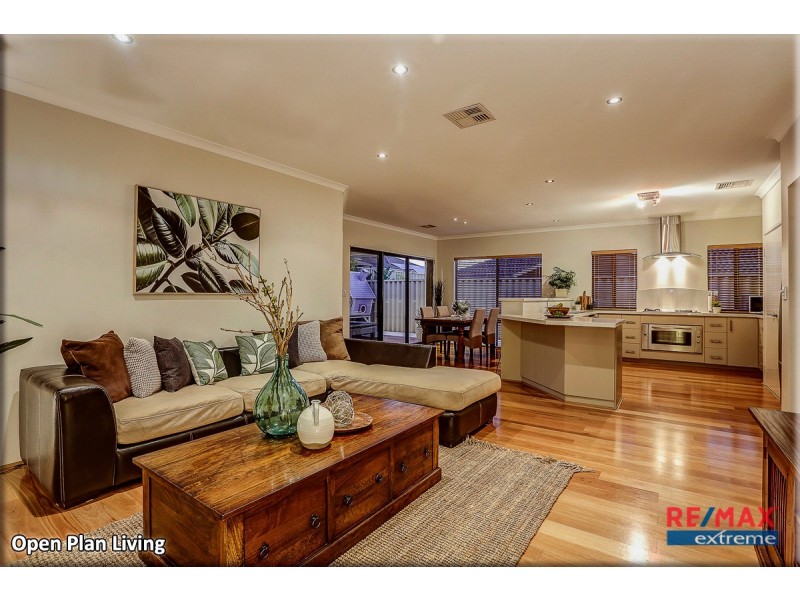 44 Barmouth Loop, Butler WA 6036