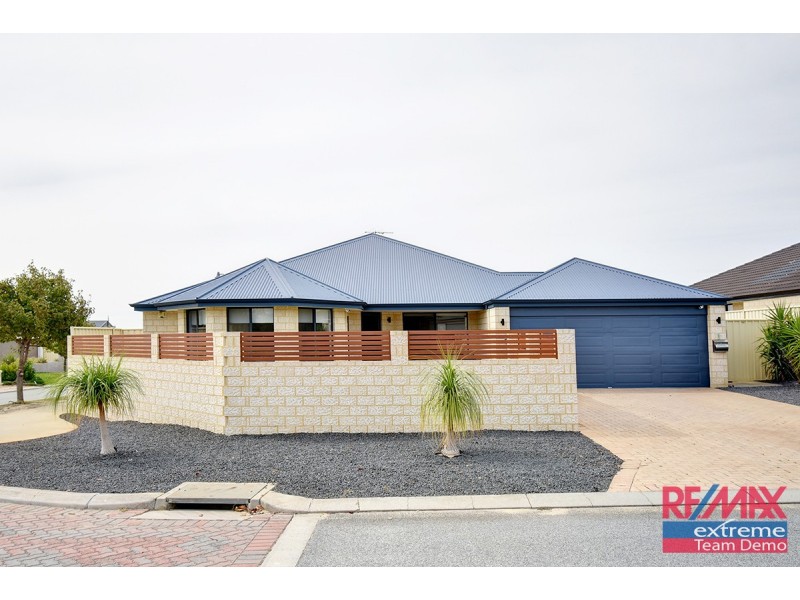 1 Hewlett Turn, Tapping WA 6065