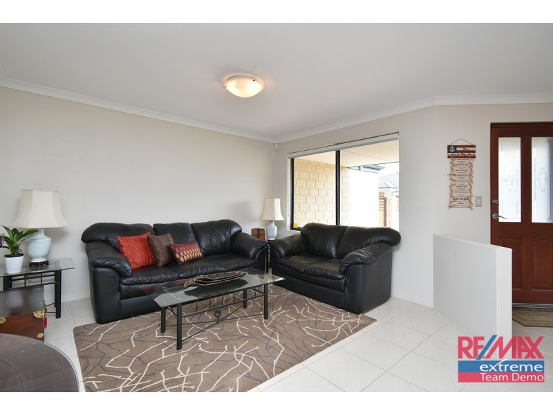 1 Hewlett Turn, Tapping WA 6065