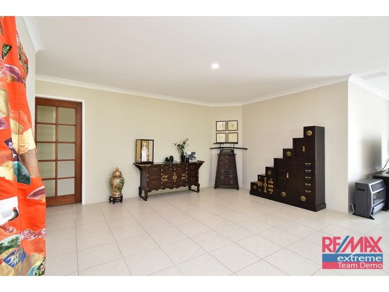 1 Hewlett Turn, Tapping WA 6065