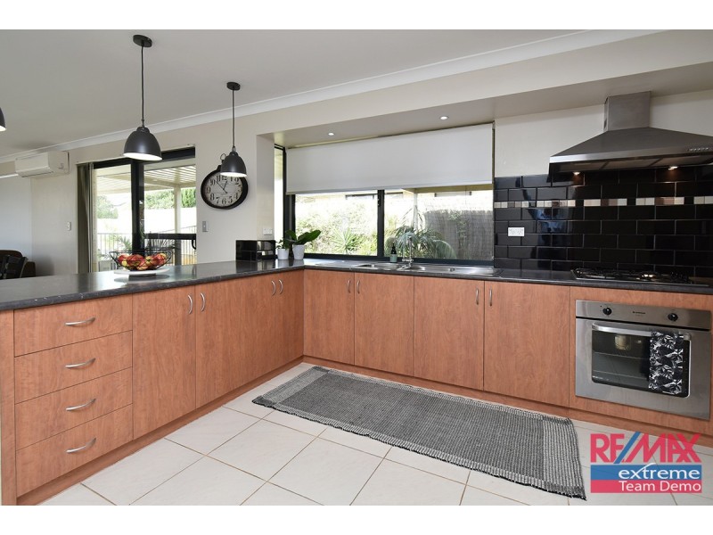 1 Hewlett Turn, Tapping WA 6065