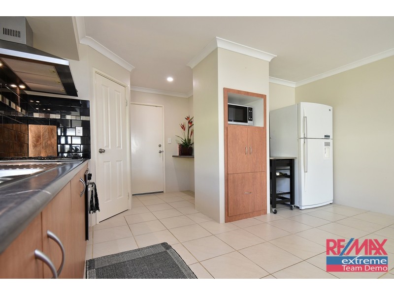 1 Hewlett Turn, Tapping WA 6065