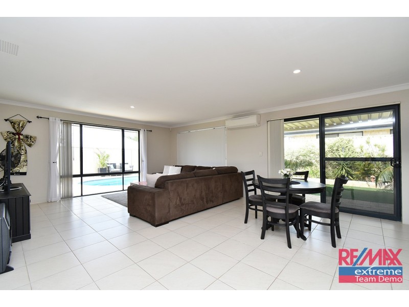 1 Hewlett Turn, Tapping WA 6065