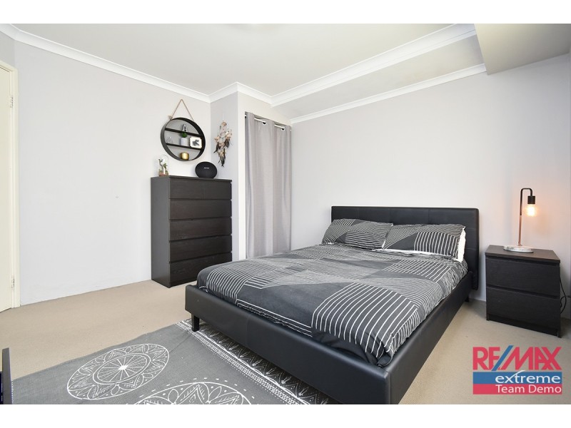 1 Hewlett Turn, Tapping WA 6065