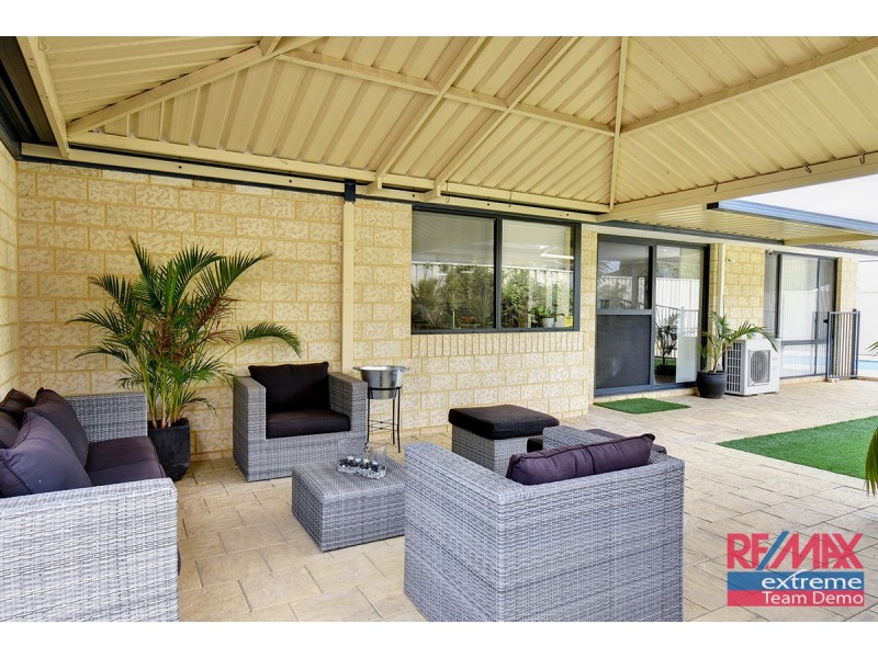 1 Hewlett Turn, Tapping WA 6065