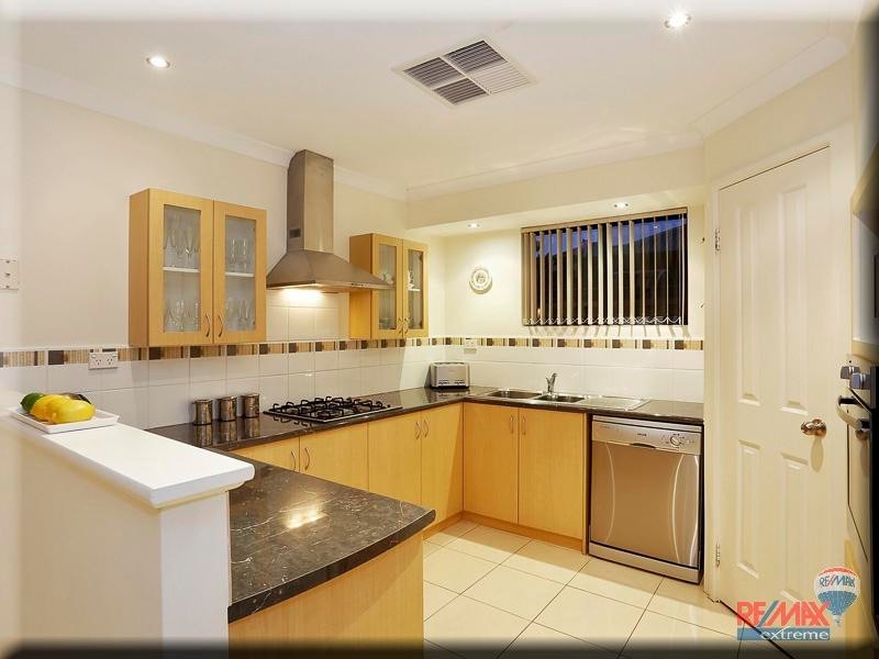 16 Arthog Street, Butler WA 6036