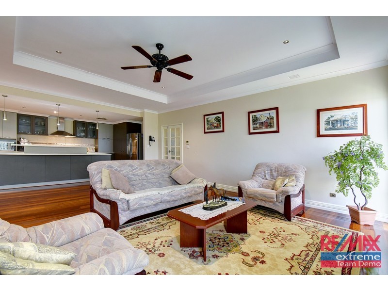 14 Welstead Way, Hocking WA 6065