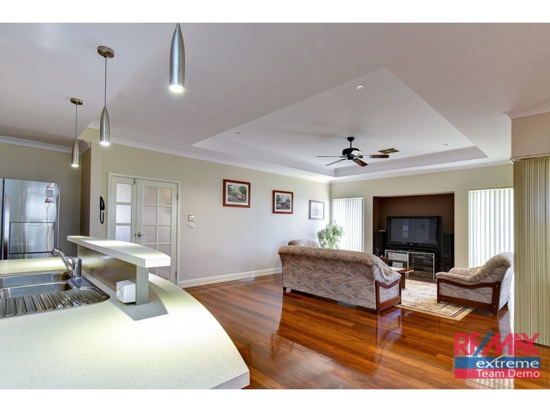 14 Welstead Way, Hocking WA 6065