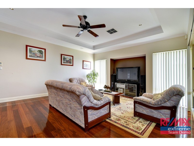 14 Welstead Way, Hocking WA 6065