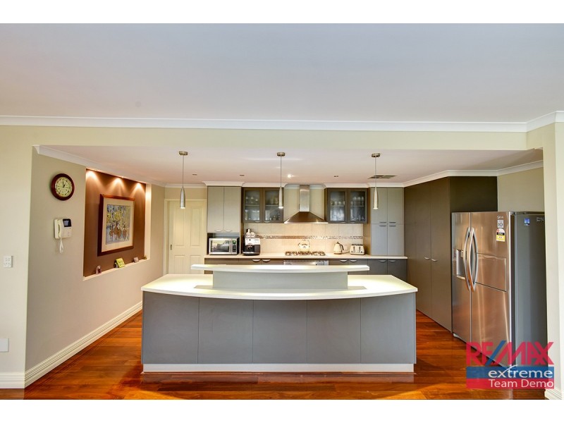 14 Welstead Way, Hocking WA 6065