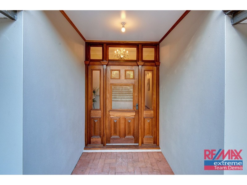 39 Lee-Steere Drive, Mariginiup WA 6078