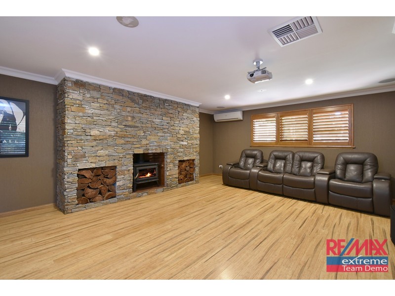 39 Lee-Steere Drive, Mariginiup WA 6078