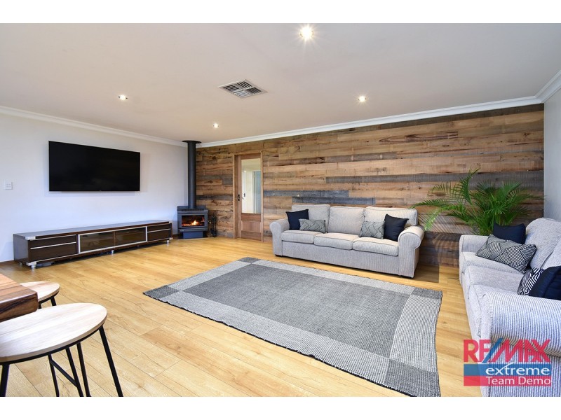 39 Lee-Steere Drive, Mariginiup WA 6078