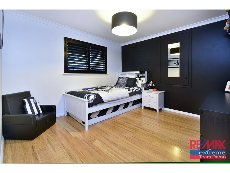 39 Lee-Steere Drive, Mariginiup WA 6078