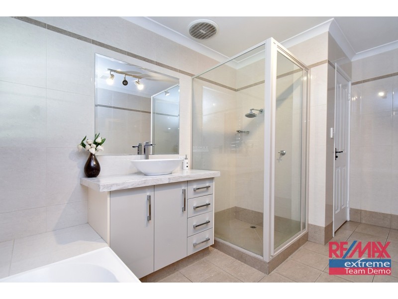 39 Lee-Steere Drive, Mariginiup WA 6078