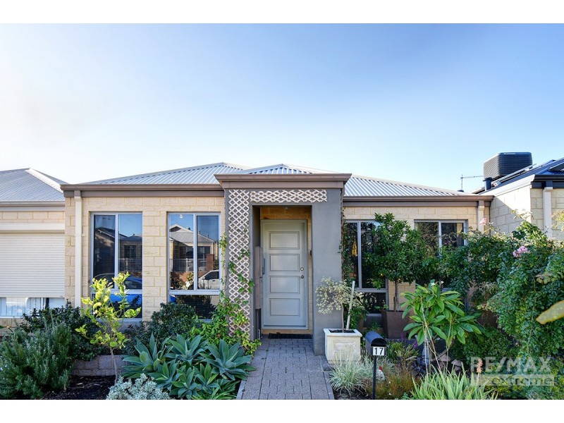 17 Micrantha Way, Banksia Grove WA 6031