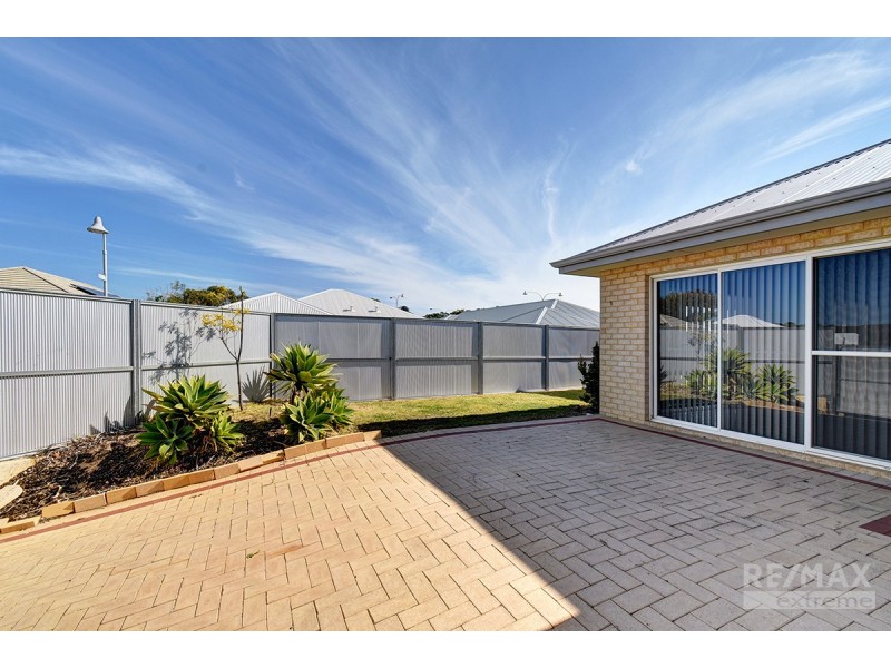 116 Lindsay Beach Boulevard, Yanchep WA 6035