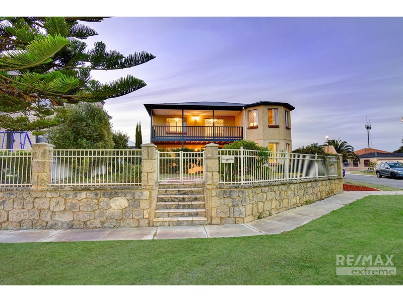 34 Halmstad Circle, Mindarie WA 6030