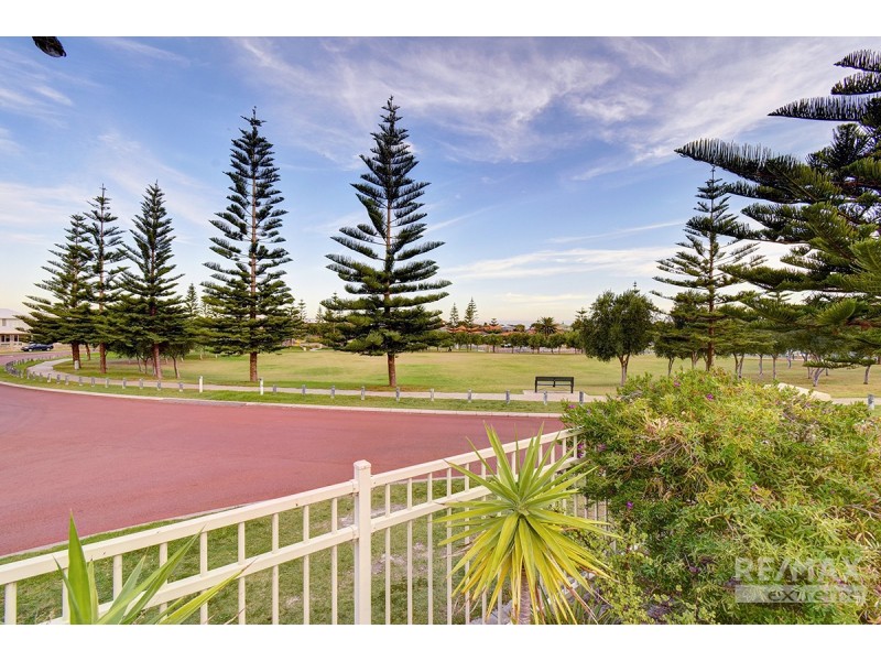 34 Halmstad Circle, Mindarie WA 6030