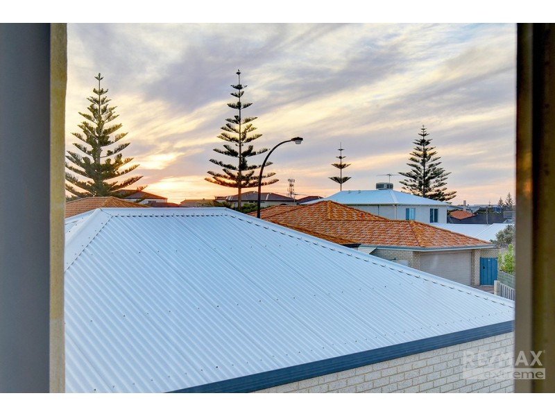 34 Halmstad Circle, Mindarie WA 6030