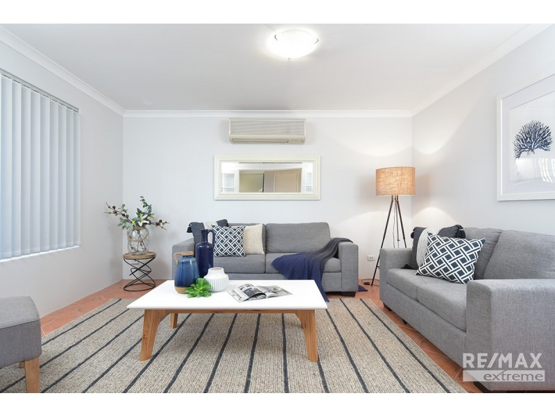 34 Halmstad Circle, Mindarie WA 6030