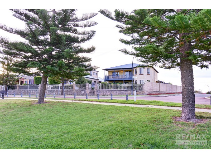 34 Halmstad Circle, Mindarie WA 6030