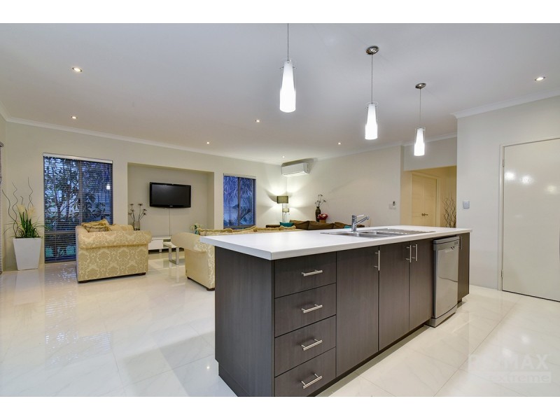 6 Draft Way, Alkimos WA 6038