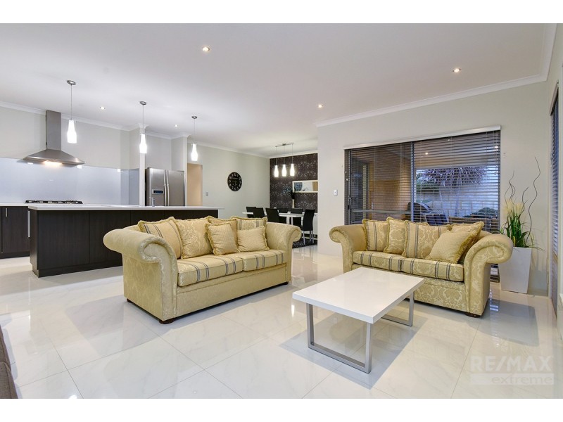 6 Draft Way, Alkimos WA 6038