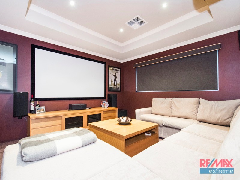 7 Cairo Way, Wanneroo WA 6065