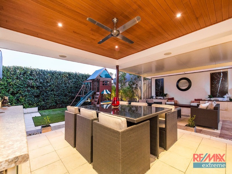 7 Cairo Way, Wanneroo WA 6065