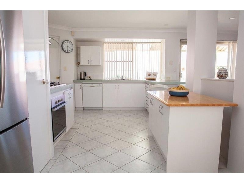 5 Radstock Circuit, Ridgewood WA 6030