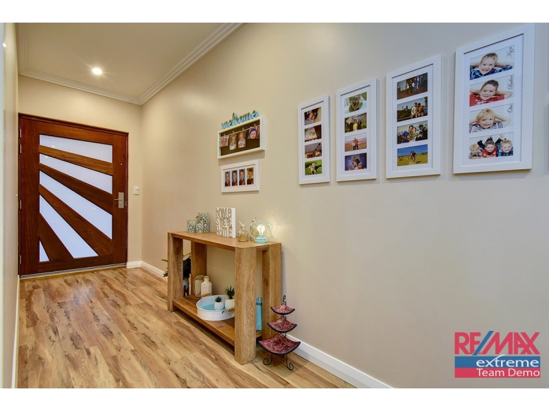 27 Redheart Road, Carramar WA 6031