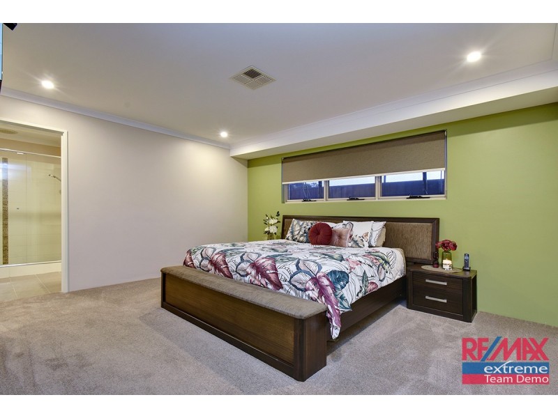 27 Redheart Road, Carramar WA 6031