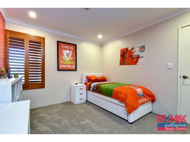 27 Redheart Road, Carramar WA 6031