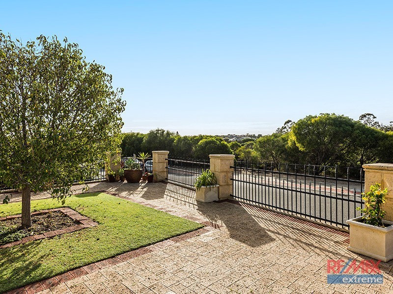 39 Beaumaris Boulevard, Ocean Reef WA 6027